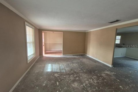 House in Brandon, Florida 3 bedrooms, 167.78 sq.m. № 2112379 - photo 3
