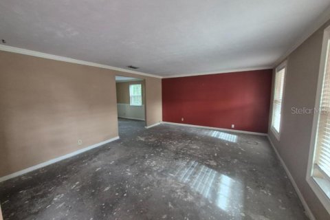 House in Brandon, Florida 3 bedrooms, 167.78 sq.m. № 2112379 - photo 2