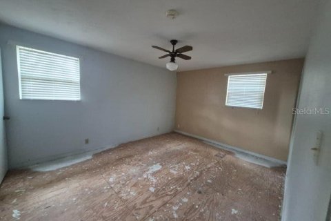 House in Brandon, Florida 3 bedrooms, 167.78 sq.m. № 2112379 - photo 6