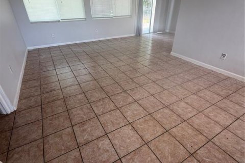 Casa en alquiler en Orlando, Florida, 3 dormitorios, 92.53 m2 № 2117389 - foto 7