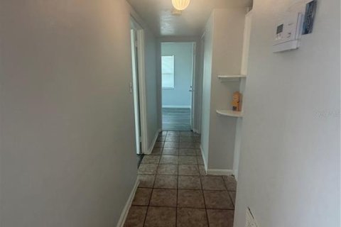 Casa en alquiler en Orlando, Florida, 3 dormitorios, 92.53 m2 № 2117389 - foto 9