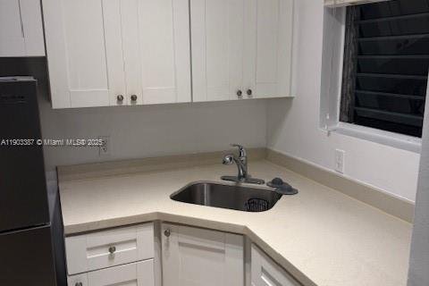 Copropriété à vendre à Miami Beach, Floride: 37.16 m2 № 2013763 - photo 2