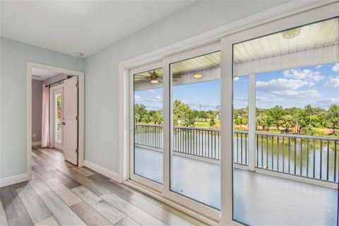 House in Hernando Beach, Florida 3 bedrooms, 111.85 sq.m. № 1841775 - photo 6