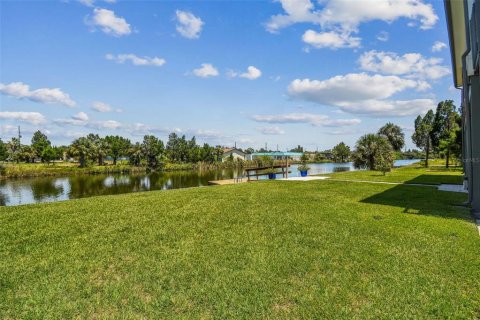 House in Hernando Beach, Florida 3 bedrooms, 111.85 sq.m. № 1841775 - photo 26