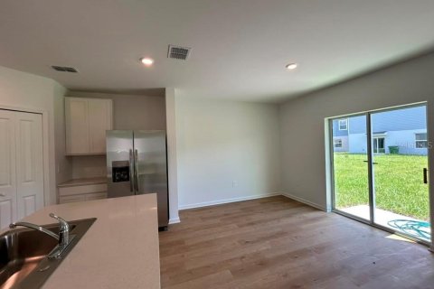 Villa ou maison à louer à Winter Haven, Floride: 4 chambres, 174.66 m2 № 2323155 - photo 4