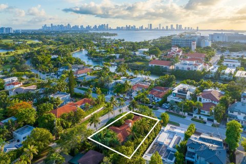 Снять в аренду виллу или дом в Майами-Бич, Флорида 4 спальни, 275.27м2, № 2005785 - фото 4