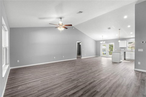 House in Belleview, Florida 3 bedrooms, 135.45 sq.m. № 1719270 - photo 7
