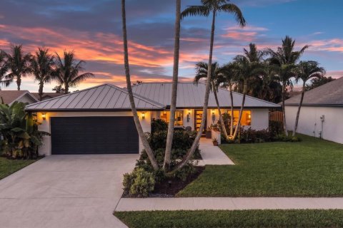 Casa en Jupiter, Florida 3 dormitorios, 139.45 m2 № 2374312