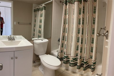 Снять в аренду кондоминиум в Санни-Айлс-Бич, Флорида 2 спальни, 100.98м2, № 2005592 - фото 9