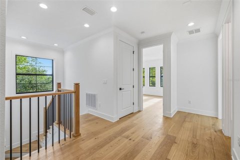 Villa ou maison à vendre à Tampa, Floride: 5 chambres, 305.65 m2 № 2101367 - photo 24