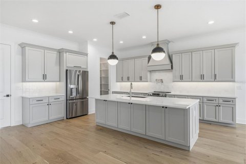 Villa ou maison à vendre à Tampa, Floride: 5 chambres, 305.65 m2 № 2101367 - photo 8