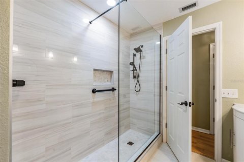 Copropriété à vendre à Oldsmar, Floride: 2 chambres, 123.93 m2 № 1910618 - photo 6