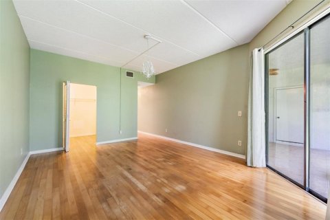 Copropriété à vendre à Oldsmar, Floride: 2 chambres, 123.93 m2 № 1910618 - photo 15