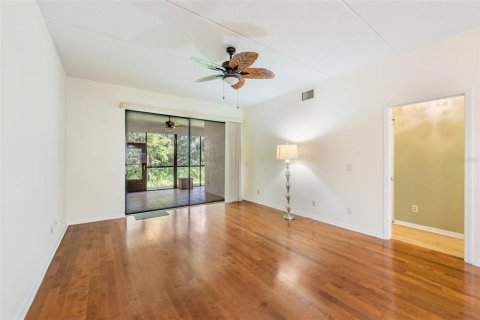 Copropriété à vendre à Oldsmar, Floride: 2 chambres, 123.93 m2 № 1910618 - photo 12