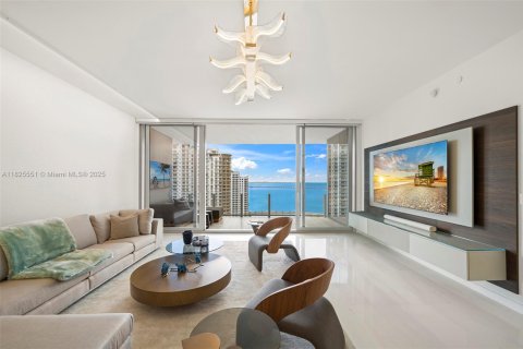 Condo in Miami, Florida, 3 bedrooms № 1936345 - photo 8