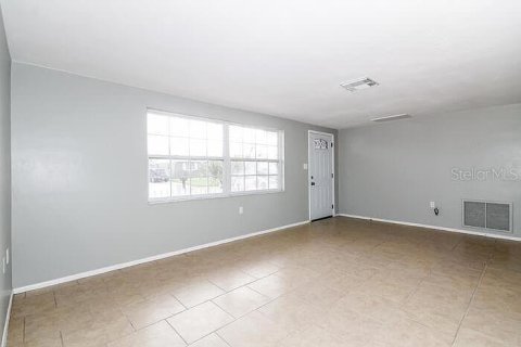 Casa en alquiler en Holiday, Florida, 2 dormitorios, 84.26 m2 № 2145346 - foto 5