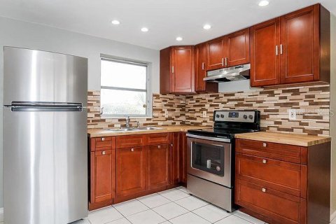 Casa en alquiler en Holiday, Florida, 2 dormitorios, 84.26 m2 № 2145346 - foto 7
