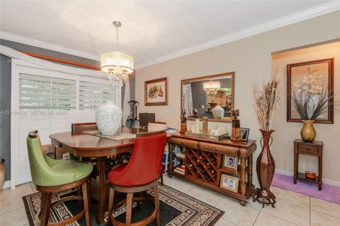 Купить виллу или дом в Тамарак, Флорида 2 спальни, 116.78м2, № 2413067 - фото 6