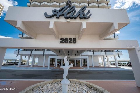 Condominio en Daytona Beach, Florida, 2 dormitorios № 2205834