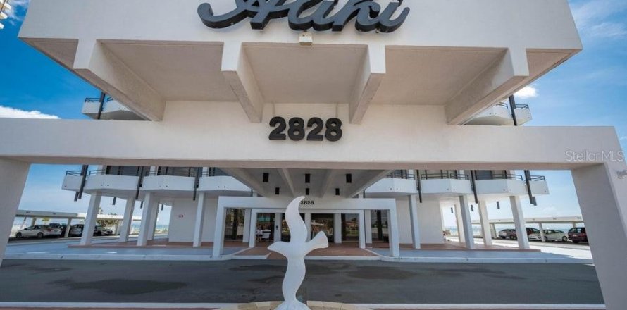 Condominio en Daytona Beach, Florida, 2 dormitorios № 2205834