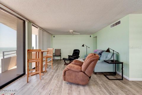 Condominio en venta en Daytona Beach, Florida, 2 dormitorios, 126.35 m2 № 2205834 - foto 4