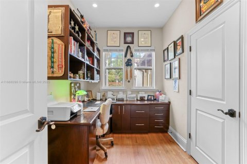 Villa ou maison à vendre à Miami Shores, Floride: 4 chambres, 204.57 m2 № 2062280 - photo 25