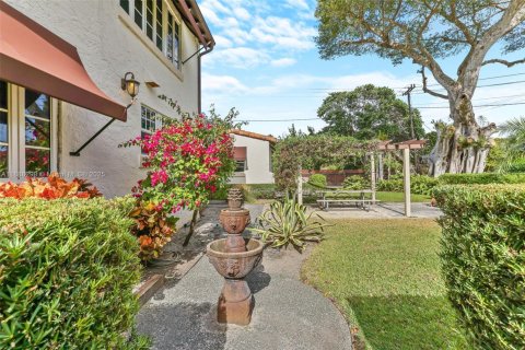 Villa ou maison à vendre à Miami Shores, Floride: 4 chambres, 204.57 m2 № 2062280 - photo 10