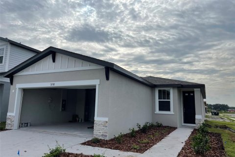 House in Wesley Chapel, Florida 3 bedrooms, 119.66 sq.m. № 2338986