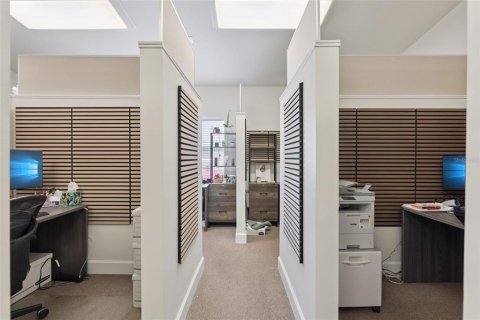 Immobilier commercial à vendre à Longwood, Floride: 230.4 m2 № 2349420 - photo 21