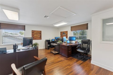 Immobilier commercial à vendre à Longwood, Floride: 230.4 m2 № 2349420 - photo 24