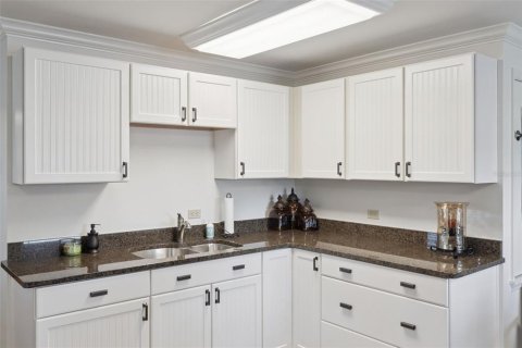 Immobilier commercial à vendre à Longwood, Floride: 230.4 m2 № 2349420 - photo 22
