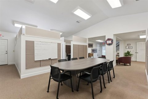 Immobilier commercial à vendre à Longwood, Floride: 230.4 m2 № 2349420 - photo 12