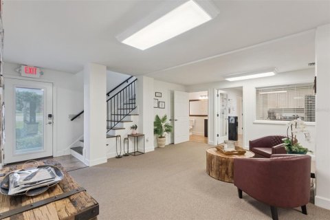 Immobilier commercial à vendre à Longwood, Floride: 230.4 m2 № 2349420 - photo 6