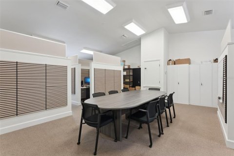 Immobilier commercial à vendre à Longwood, Floride: 230.4 m2 № 2349420 - photo 13
