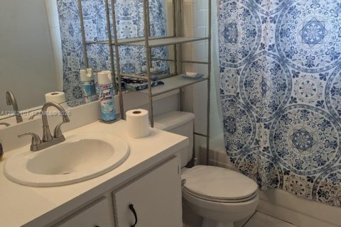 Casa en venta en Sunrise, Florida, 2 dormitorios, 110.09 m2 № 2260709 - foto 13