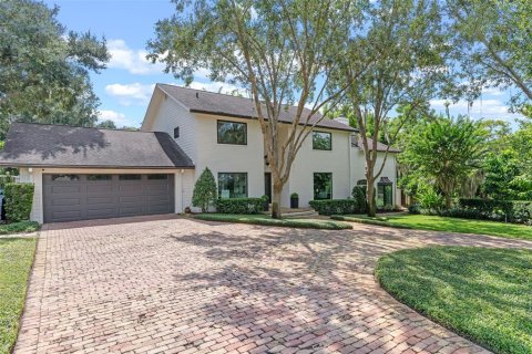 House in Winter Park, Florida 5 bedrooms, 402.08 sq.m. № 1915733 - photo 3