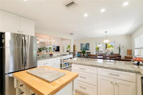 House in Key Largo, Florida 3 bedrooms, 181.53 sq.m. № 2007200 - photo 13