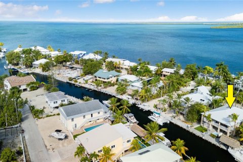 House in Key Largo, Florida 3 bedrooms, 181.53 sq.m. № 2007200