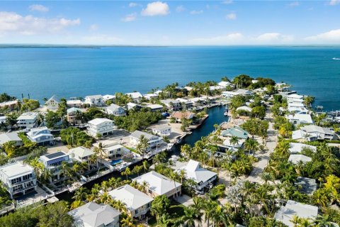 House in Key Largo, Florida 3 bedrooms, 181.53 sq.m. № 2007200 - photo 5