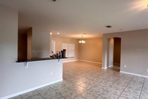 House in Kissimmee, Florida 4 bedrooms, 202.9 sq.m. № 1839073 - photo 13