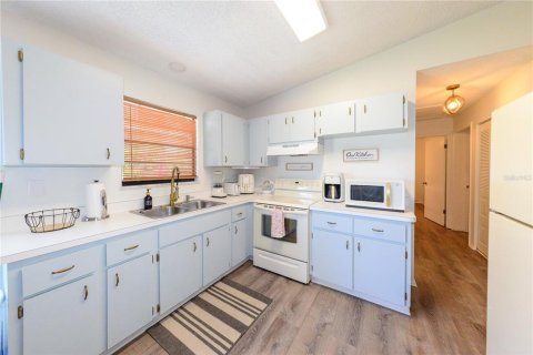 Villa ou maison à vendre à Englewood, Floride: 2 chambres, 84.73 m2 № 1858075 - photo 10