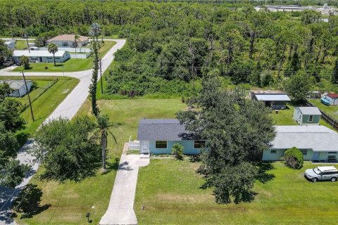 Villa ou maison à vendre à Englewood, Floride: 2 chambres, 84.73 m2 № 1858075 - photo 2