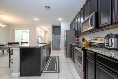 Adosado en venta en Winter Garden, Florida, 3 dormitorios, 166.2 m2 № 2120928 - foto 25