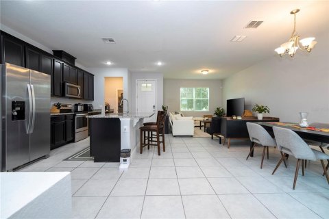 Adosado en venta en Winter Garden, Florida, 3 dormitorios, 166.2 m2 № 2120928 - foto 6