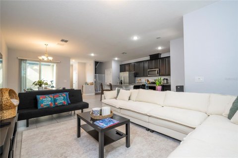 Adosado en venta en Winter Garden, Florida, 3 dormitorios, 166.2 m2 № 2120928 - foto 29