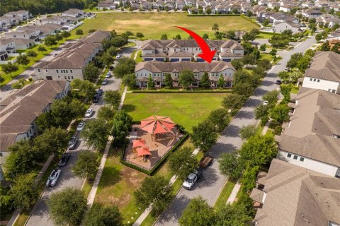 Adosado en venta en Winter Garden, Florida, 3 dormitorios, 166.2 m2 № 2120928 - foto 14