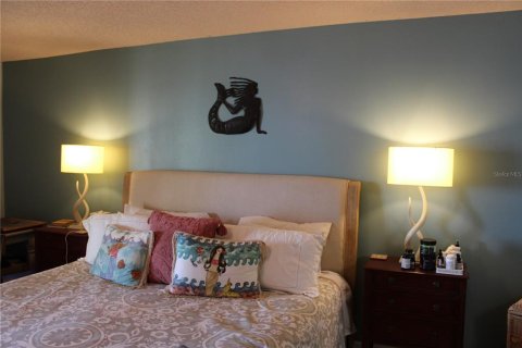 Condo in Bradenton, Florida, 2 bedrooms  № 2205887 - photo 14