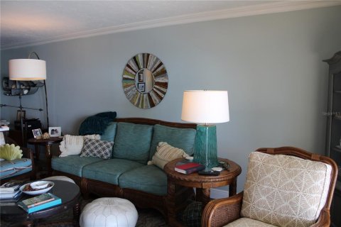 Condo in Bradenton, Florida, 2 bedrooms  № 2205887 - photo 9