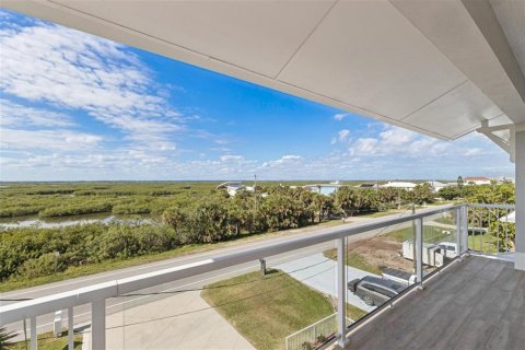 Villa ou maison à vendre à New Smyrna Beach, Floride: 4 chambres, 299.7 m2 № 2148782 - photo 23