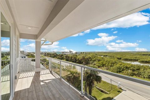 Villa ou maison à vendre à New Smyrna Beach, Floride: 4 chambres, 299.7 m2 № 2148782 - photo 22
